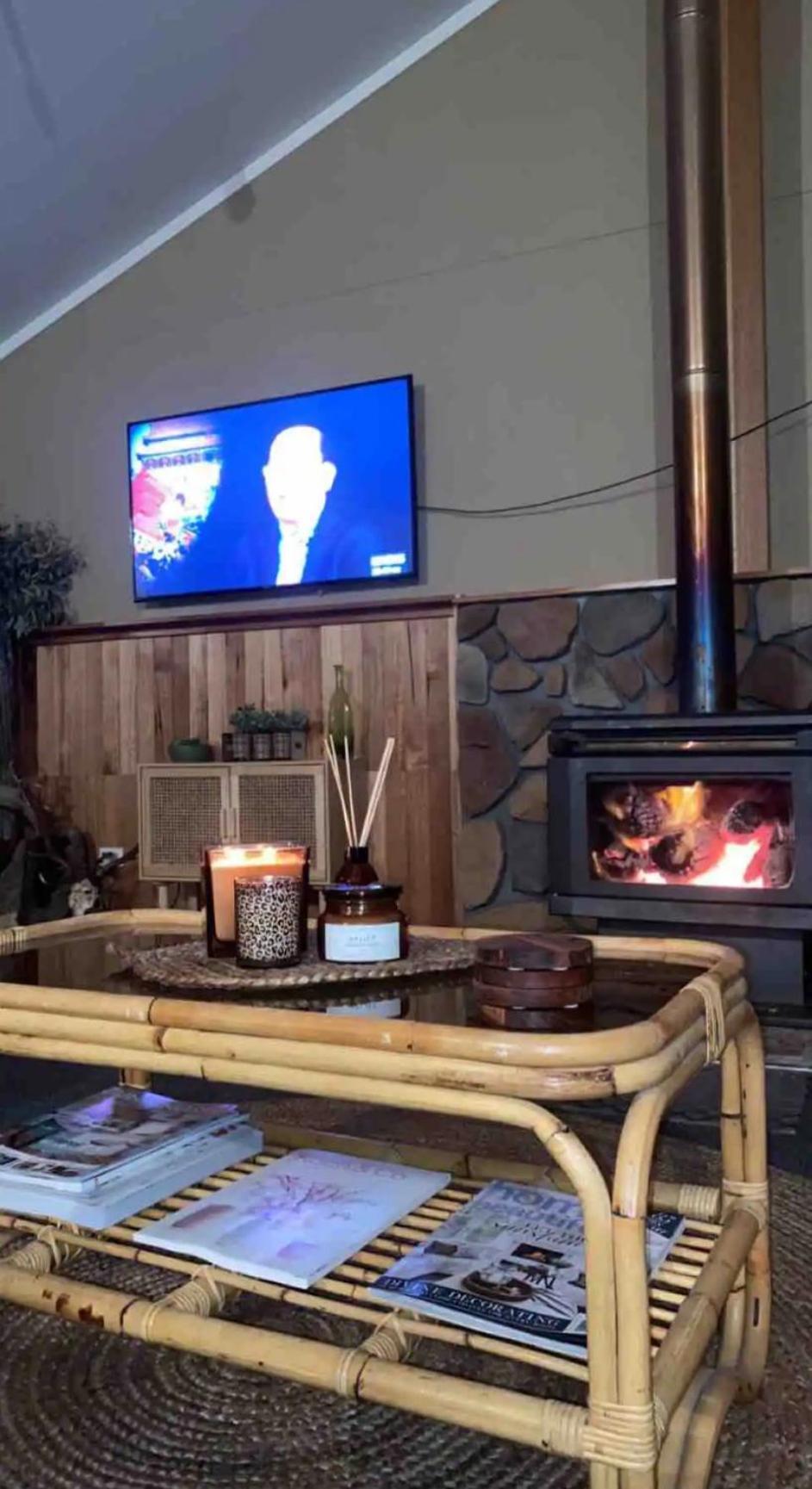 Great Lakes Wilderness Three Bedroom Home Miena エクステリア 写真