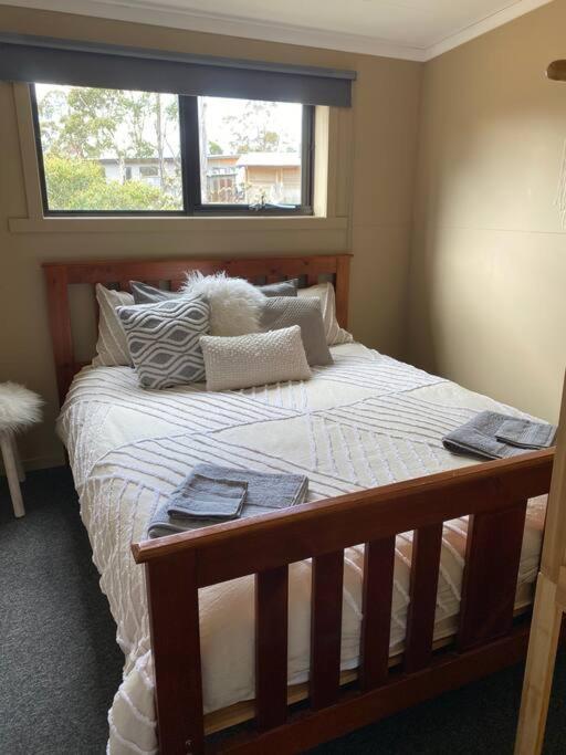 Great Lakes Wilderness Three Bedroom Home Miena エクステリア 写真