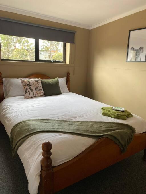 Great Lakes Wilderness Three Bedroom Home Miena エクステリア 写真